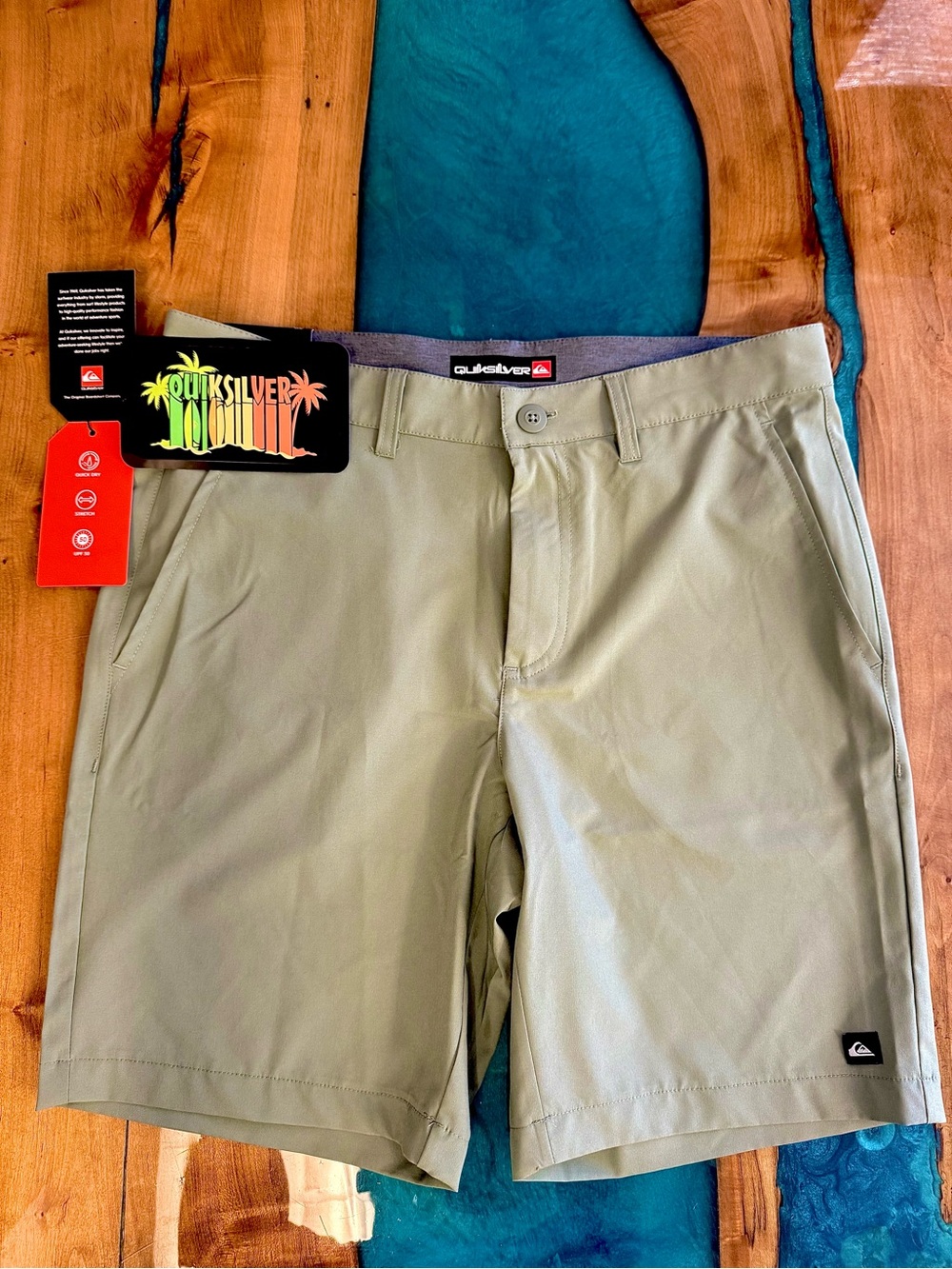 Quiksilver Men's W30 Sea Spray Green Amphibian Shorts